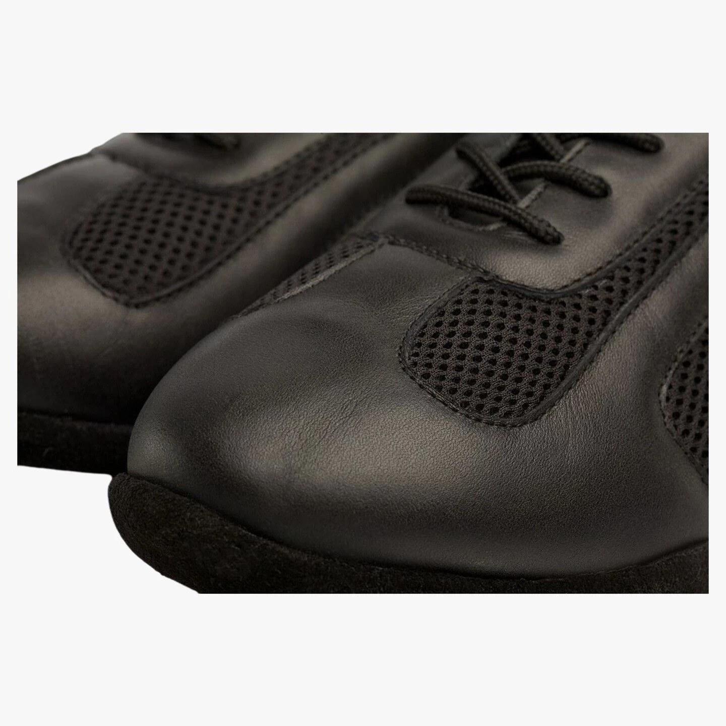 Style 8910 - Black Leather/Mesh - Image 4